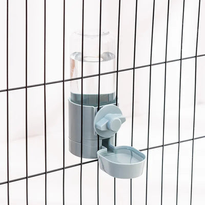pet feeder with water bottle